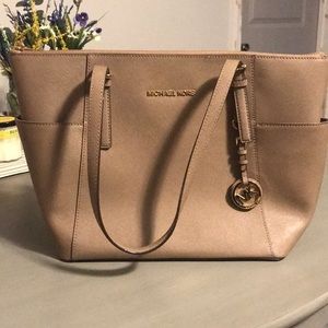 Michael Kors full zip tote